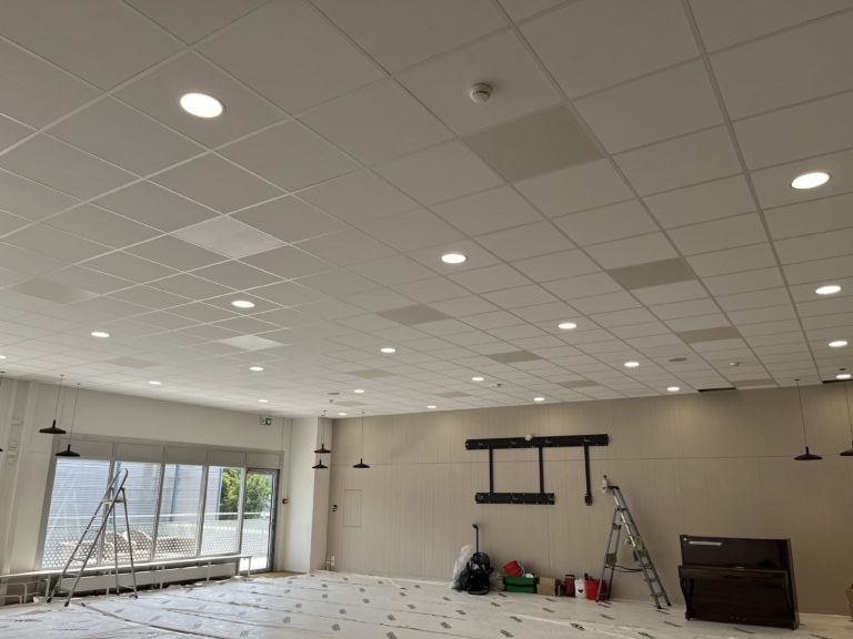 Centre MIGROS cafétéria – Faux-plafond